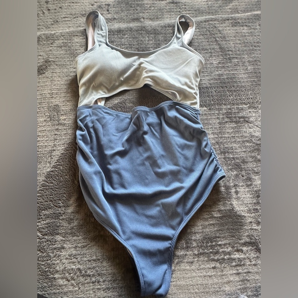 Womens medium Two toned blue open front/back one piece bathing suit swim suit